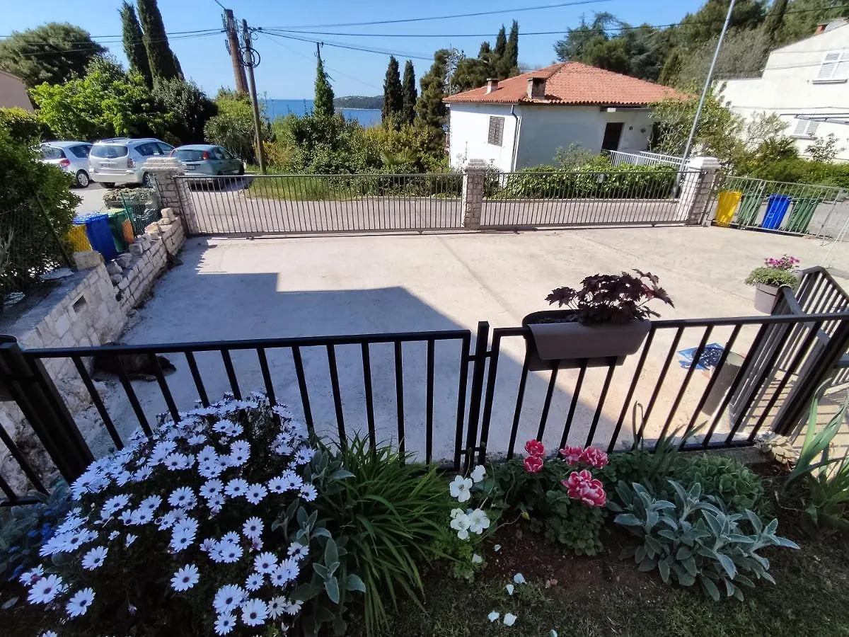アパート Danijela Rovinj Sea View And Free Parkingアパートメント クロアチア