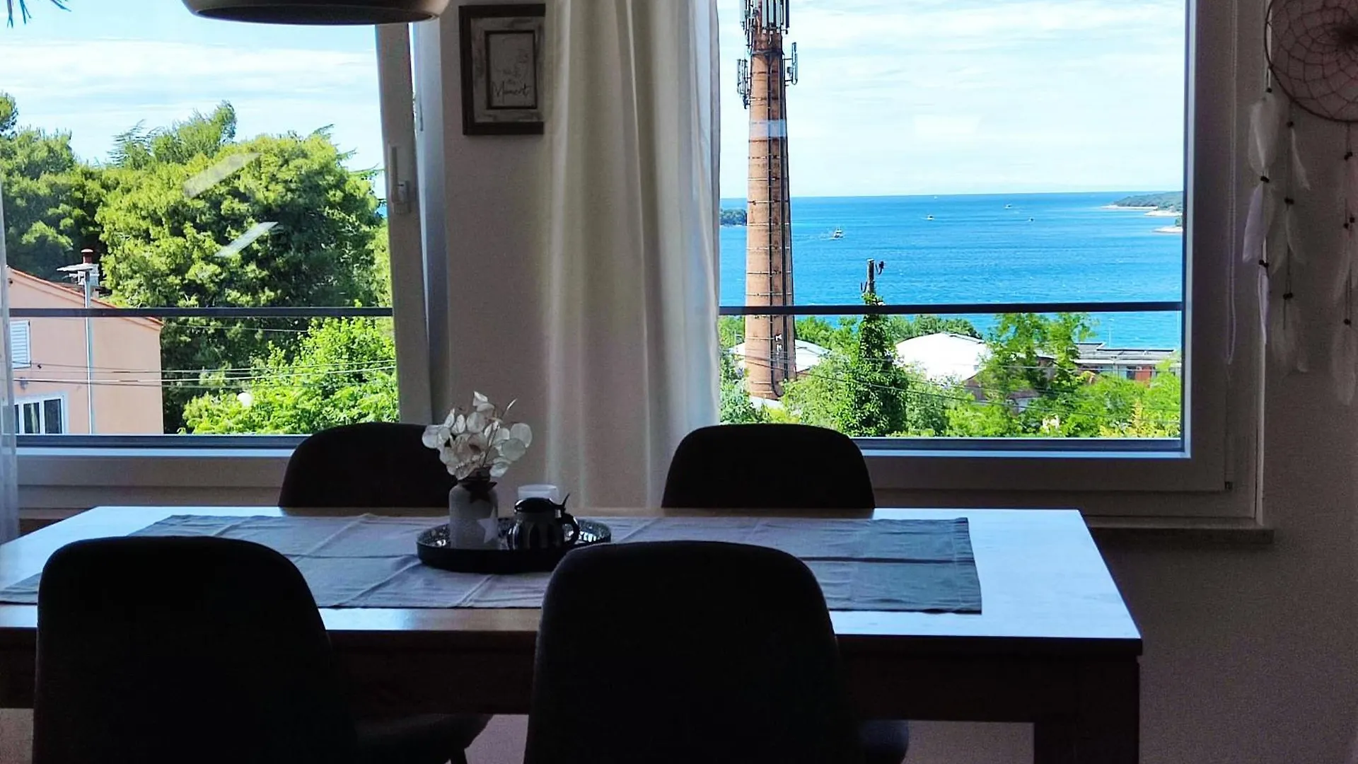 Danijela Rovinj Sea View And Free Parkingアパートメント アパート